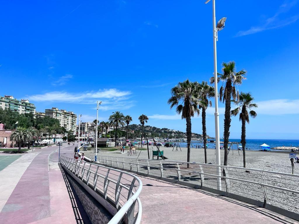 Apartamento La Biznaga Málaga Exterior foto